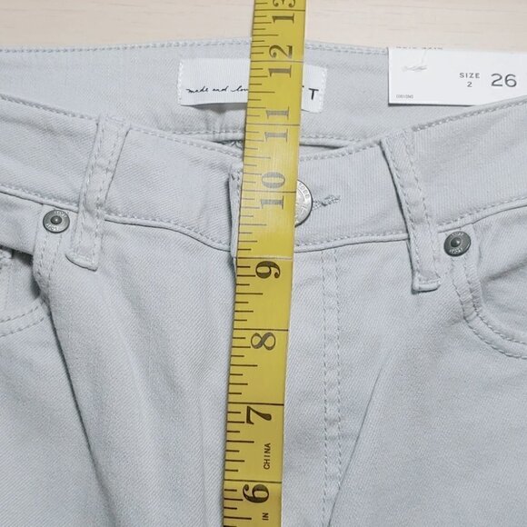 NWT LOFT Loght gray curvy high waist skinny cropped jeans - Picture 9 of 14